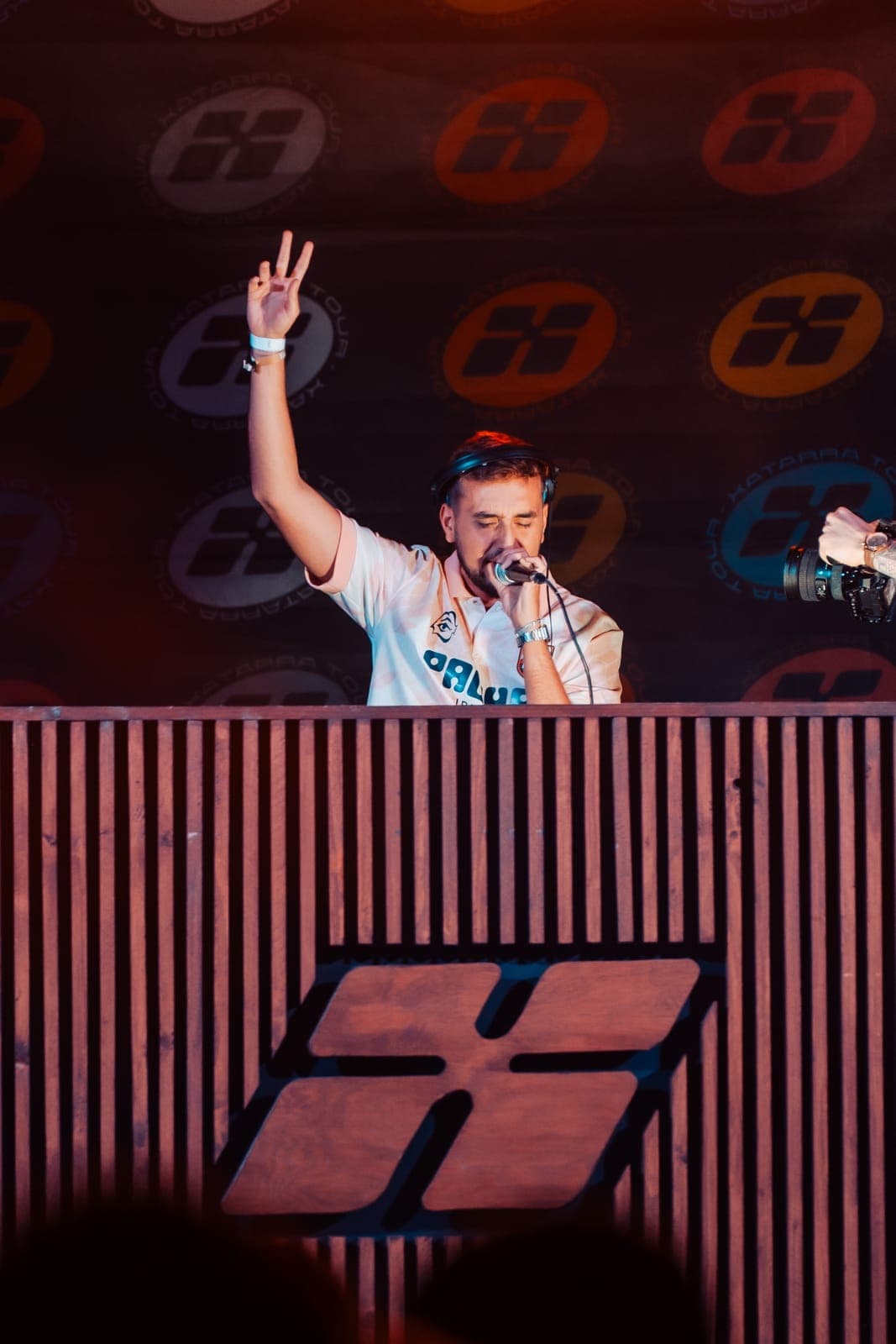 Big X · Álvaro Varen 57